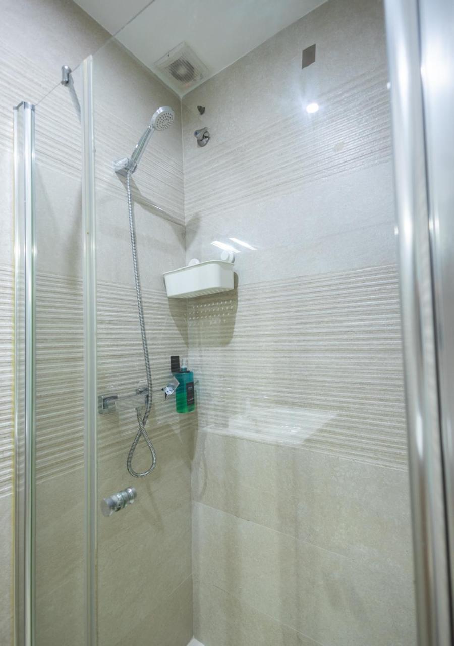 Saber Viajar Apartment Seville Luaran gambar